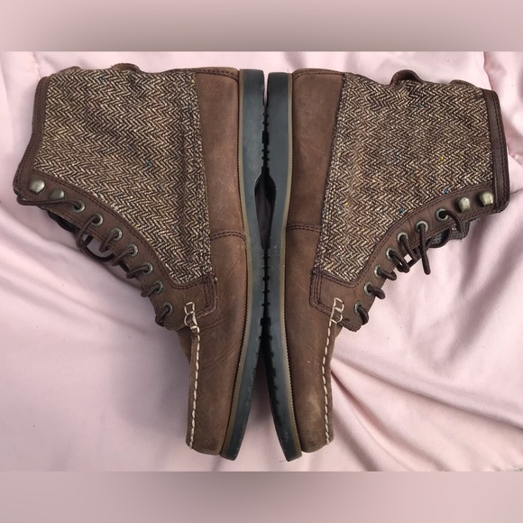 G.H. Bass & Co. Millie Herringbone Colorful Knit Side Laced Leather Boot - 8M - Picture 9 of 15